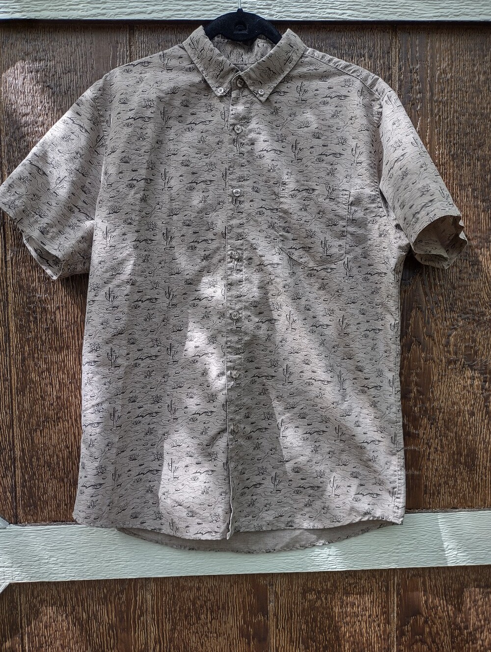 Molokai Surf Co Mojave Desert Cactus Print Button-down Shirt Mens L